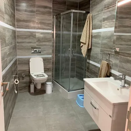 Koza Park - Luxurious Two Bedroom Duplex Near Akbati Mall And Tennis Academy